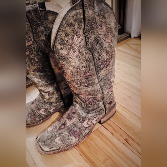 Cowboy boots - Picture 6 of 12